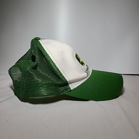 John Deere Embroidered Snapback Trucker Hat Cap Green White Mesh Back Adjustable - Picture 3 of 6